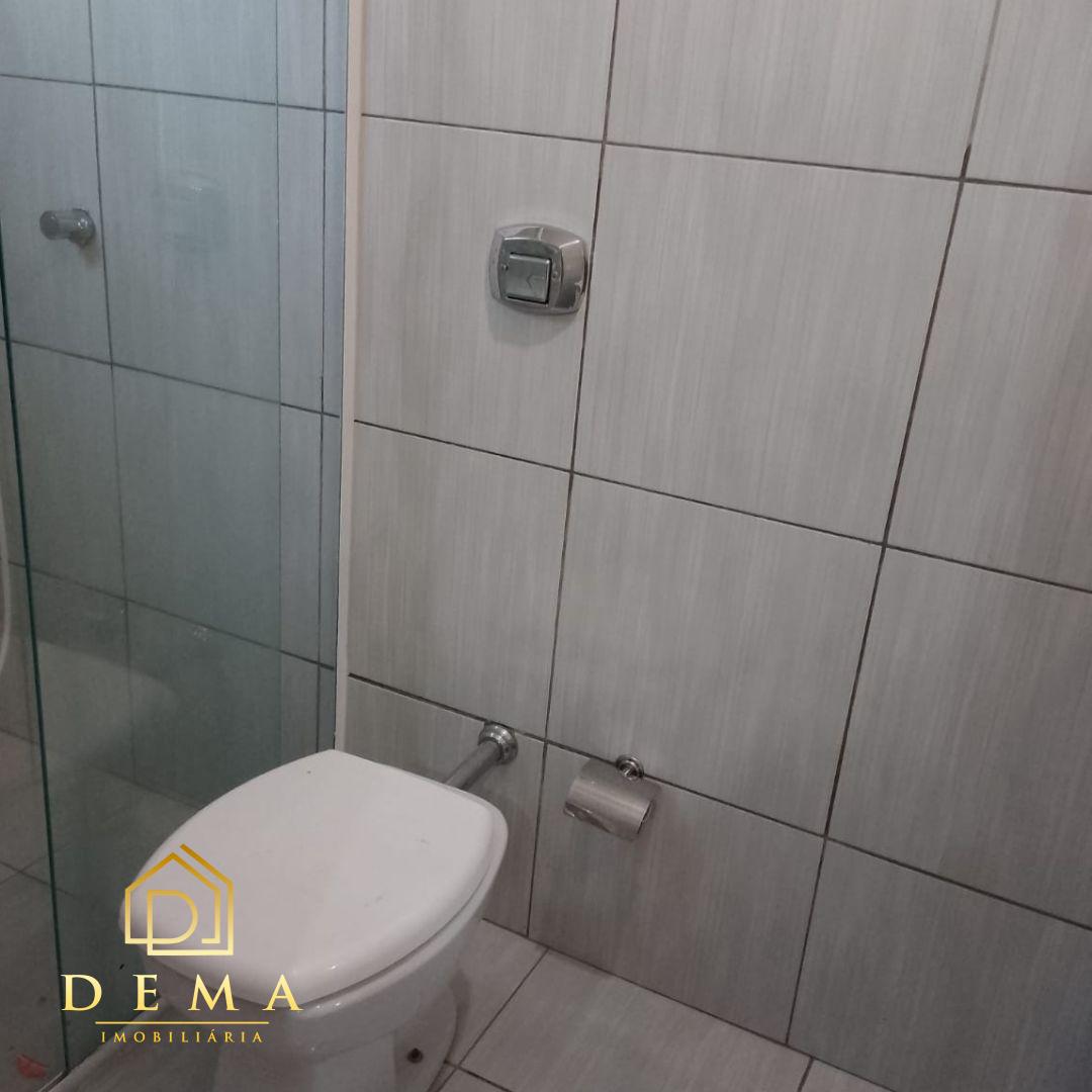 Casa à venda com 2 quartos, 130m² - Foto 11