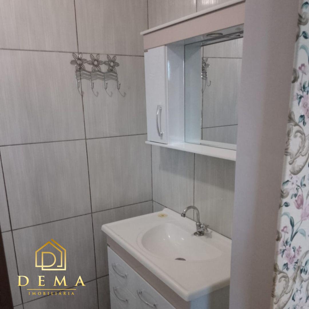 Casa à venda com 2 quartos, 130m² - Foto 12