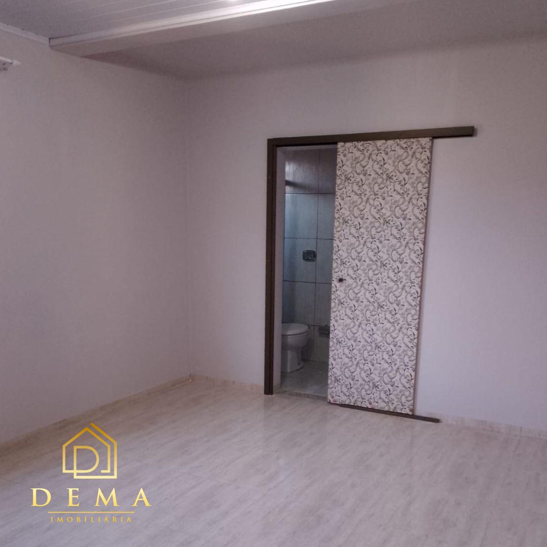 Casa à venda com 2 quartos, 130m² - Foto 14
