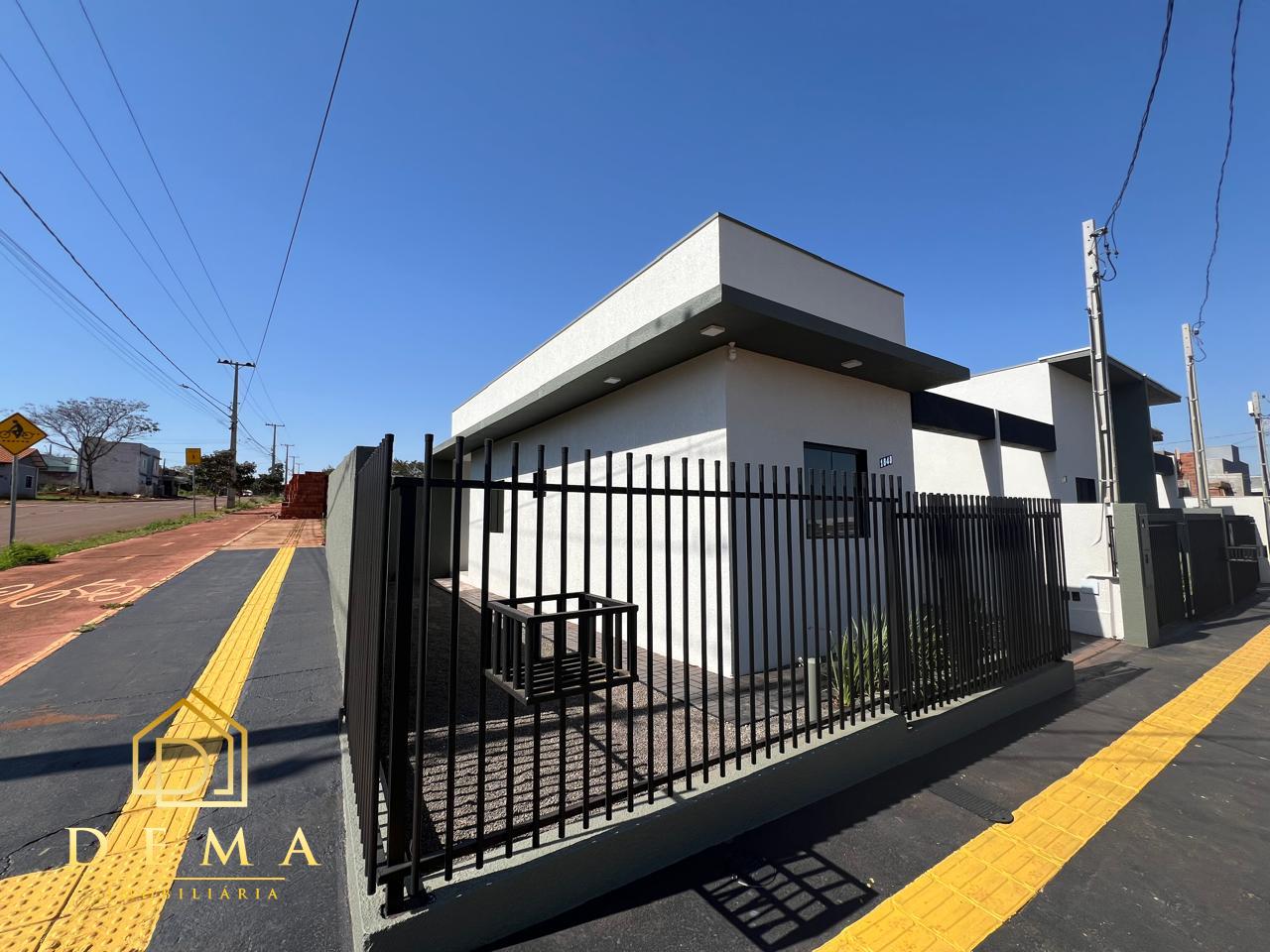 Casa à venda com 2 quartos, 50m² - Foto 1
