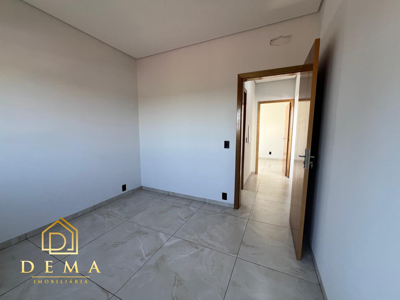 Casa à venda com 2 quartos, 50m² - Foto 11