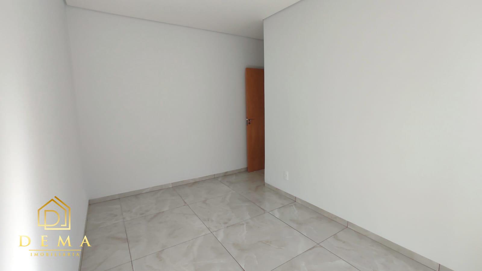 Casa à venda com 2 quartos, 46m² - Foto 6
