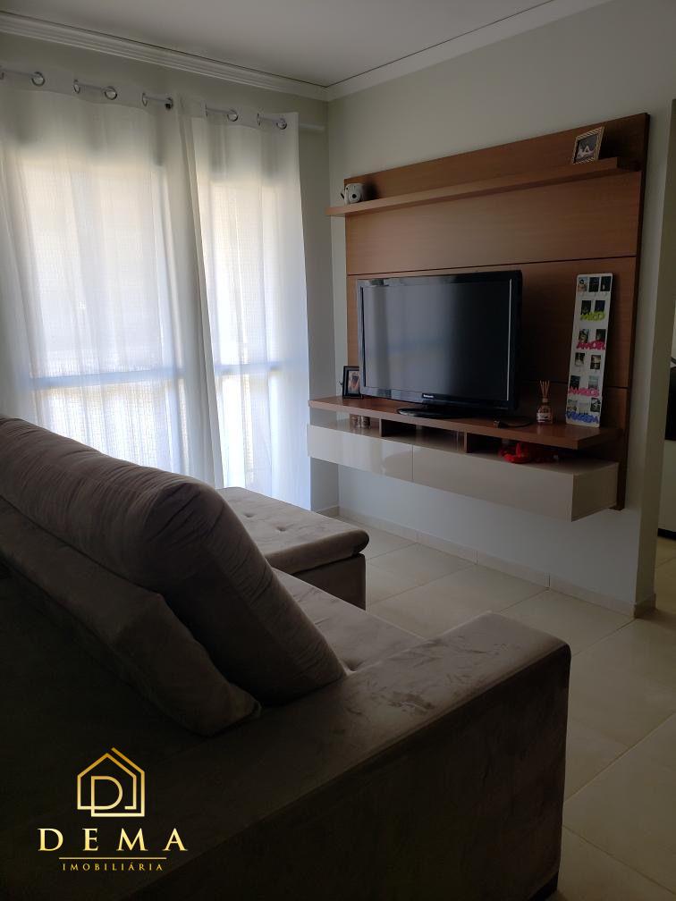 Apartamento à venda com 2 quartos, 56m² - Foto 1