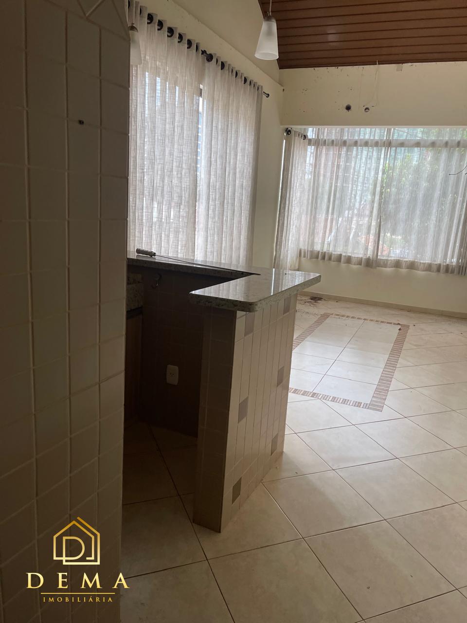 Apartamento à venda com 3 quartos, 260m² - Foto 9