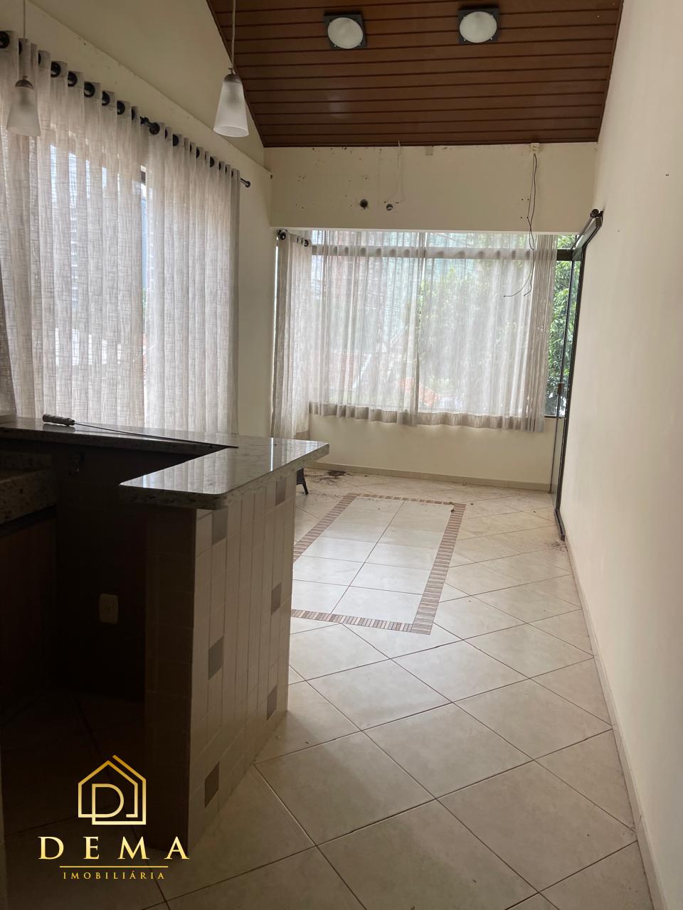Apartamento à venda com 3 quartos, 260m² - Foto 10