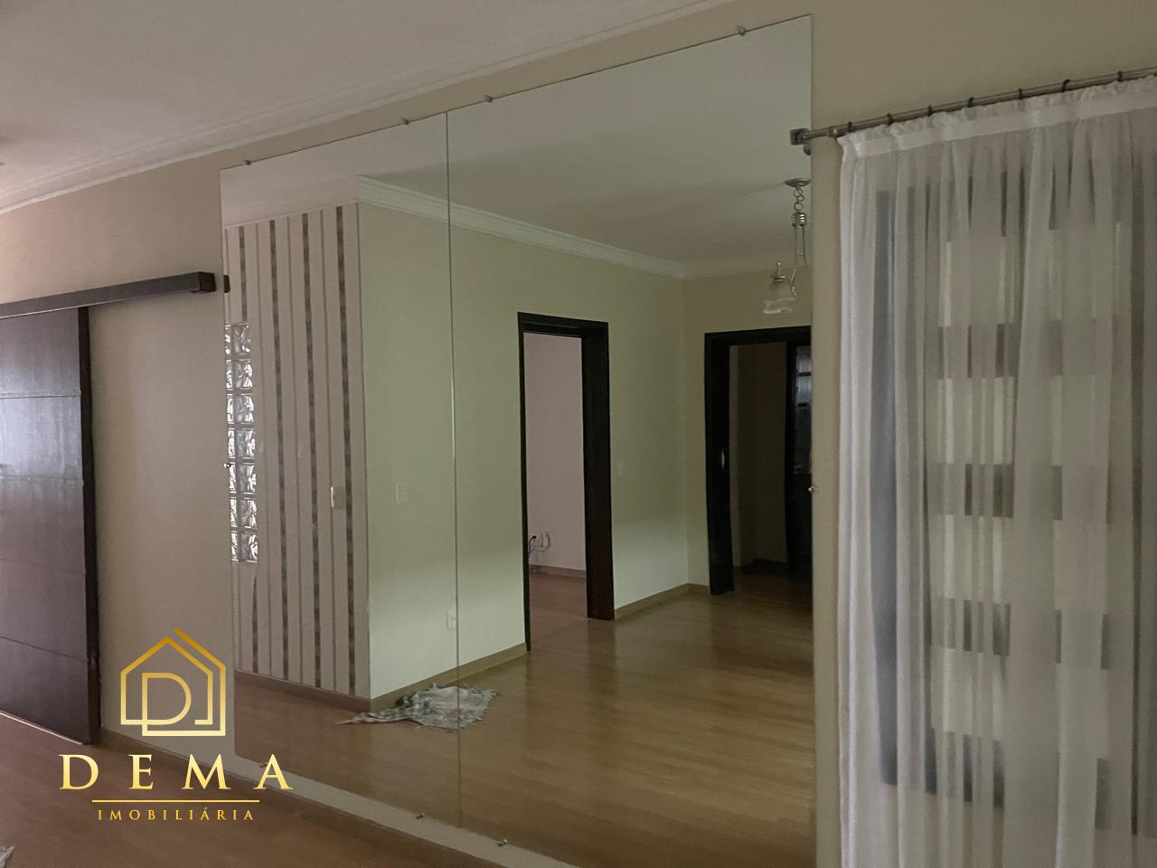 Apartamento à venda com 3 quartos, 260m² - Foto 2
