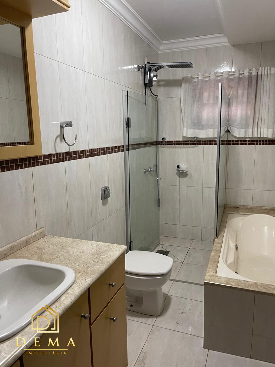Apartamento à venda com 3 quartos, 260m² - Foto 4