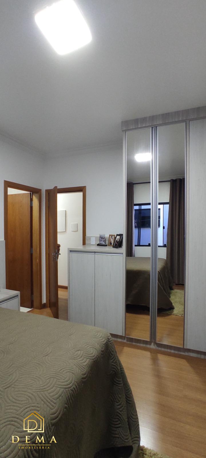 Casa à venda com 1 quarto, 428m² - Foto 4