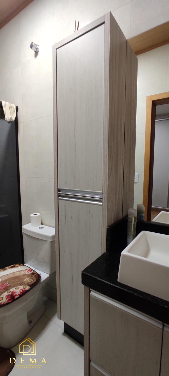 Casa à venda com 1 quarto, 428m² - Foto 6