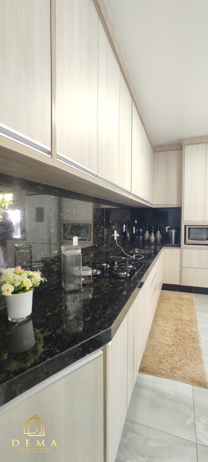 Casa à venda com 1 quarto, 428m² - Foto 10