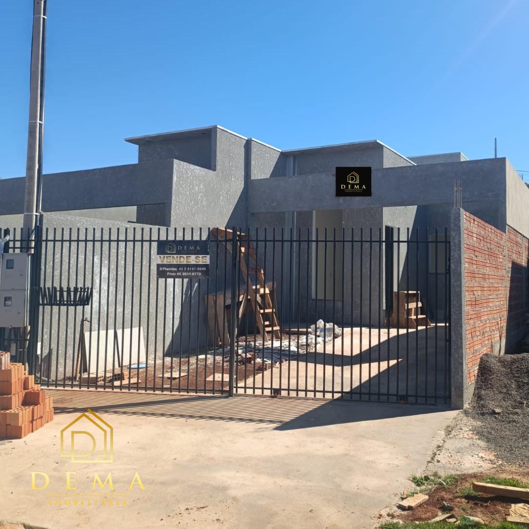 Casa à venda com 3 quartos, 52m² - Foto 1