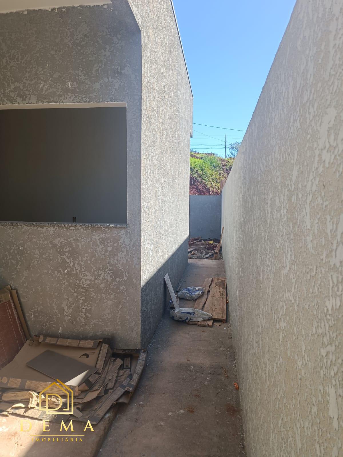 Casa à venda com 3 quartos, 52m² - Foto 5
