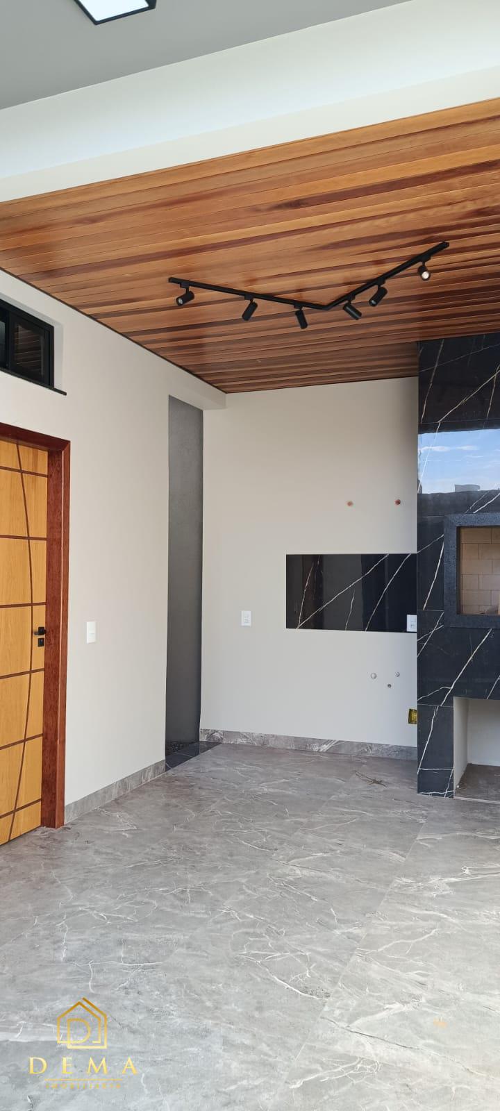 Casa à venda com 2 quartos, 126m² - Foto 3