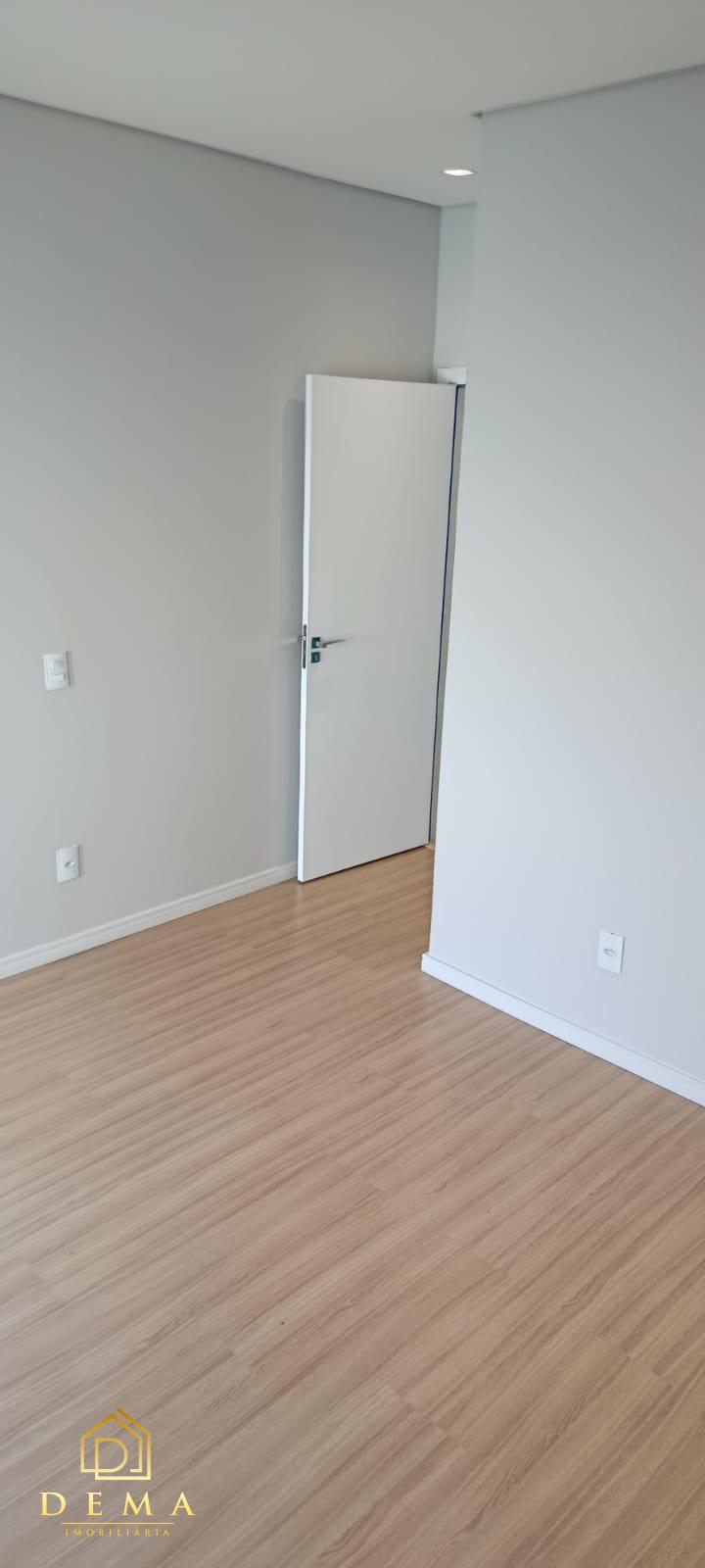 Casa à venda com 2 quartos, 126m² - Foto 7