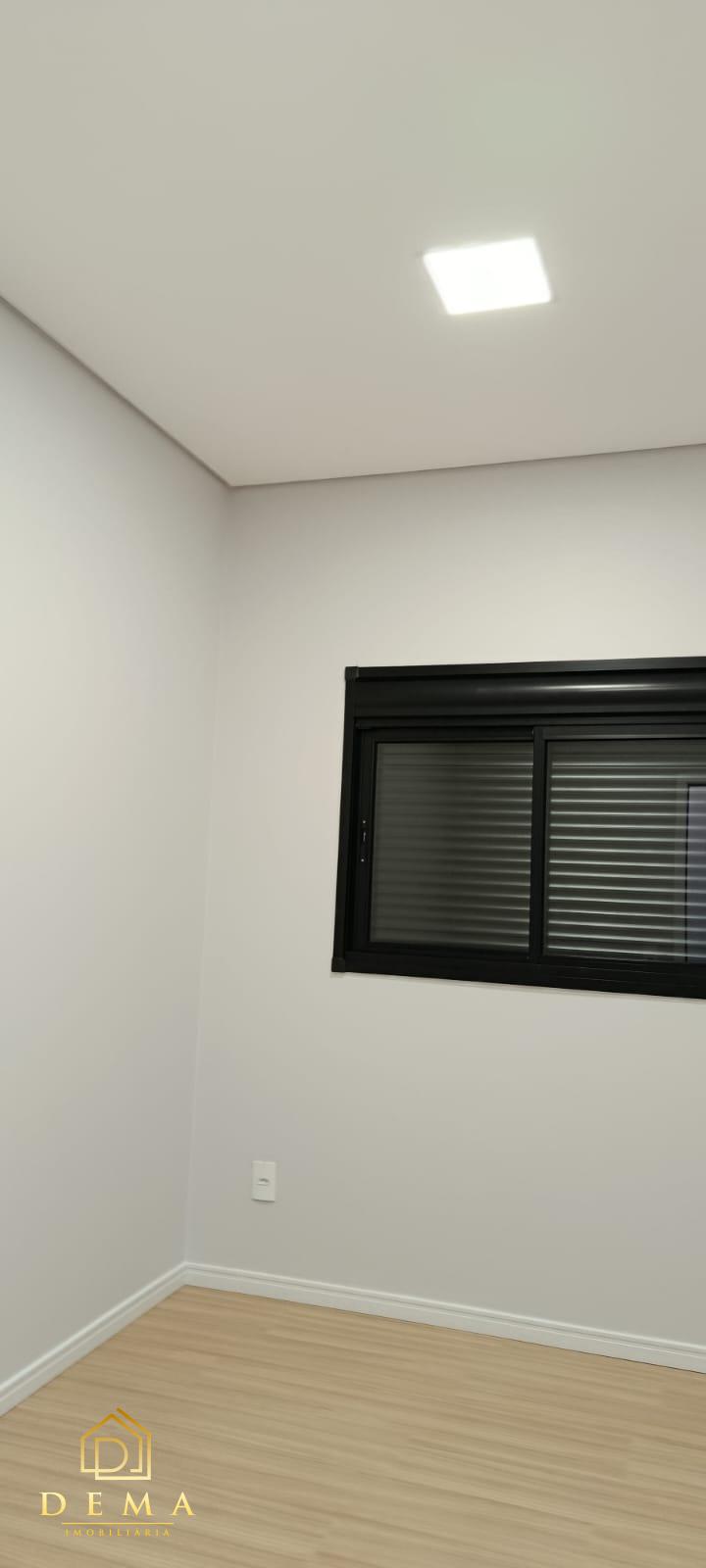 Casa à venda com 2 quartos, 126m² - Foto 10