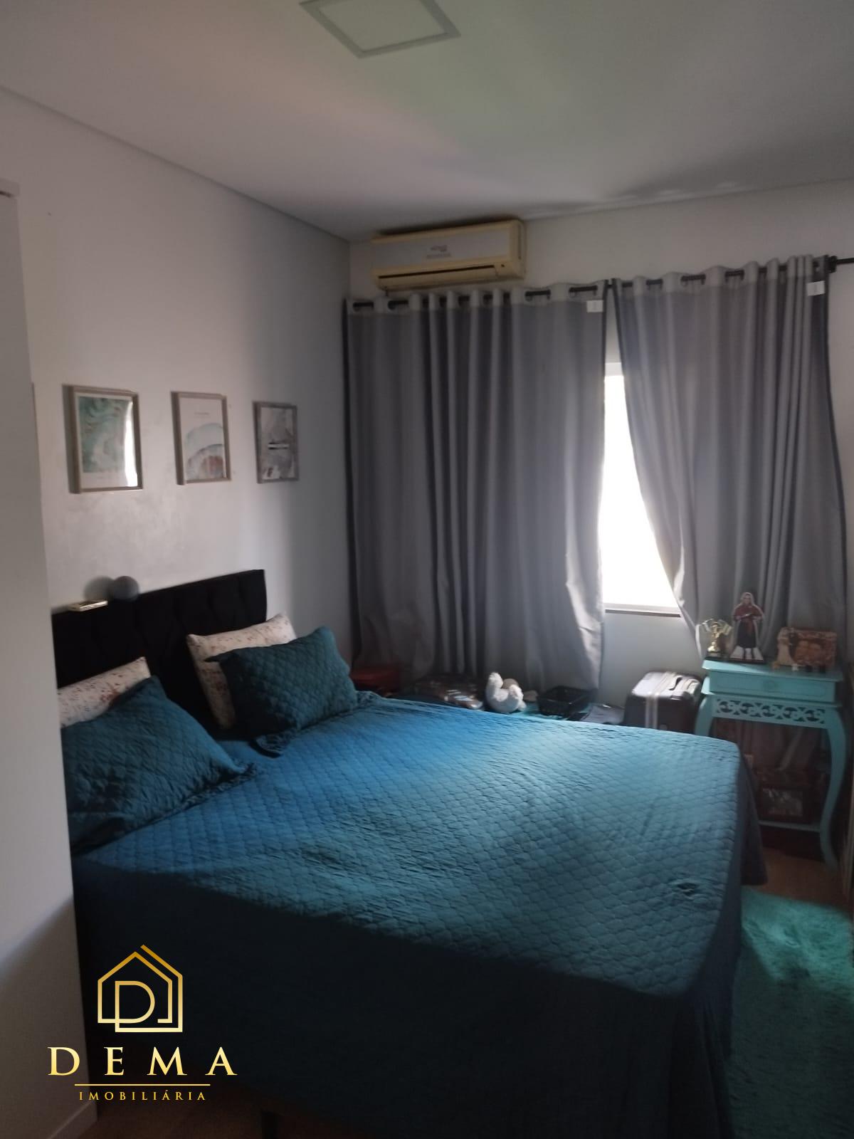Casa à venda com 2 quartos, 120m² - Foto 13