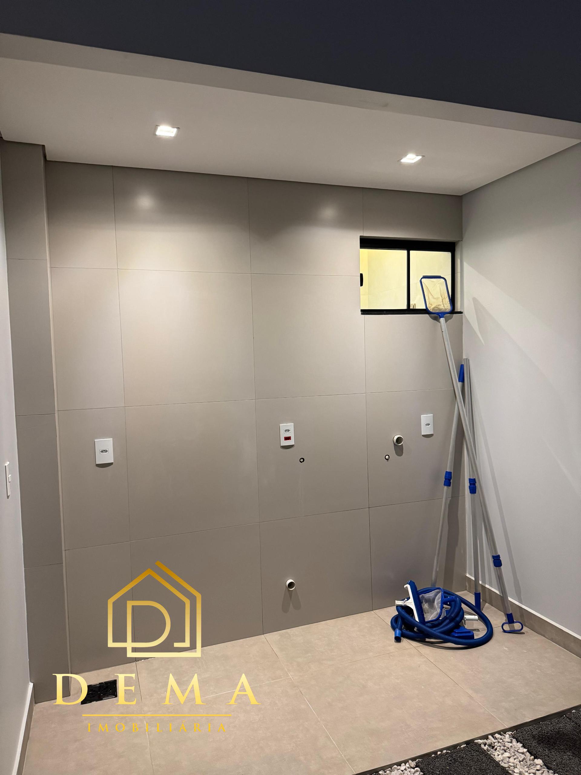 Casa à venda com 2 quartos, 100m² - Foto 4