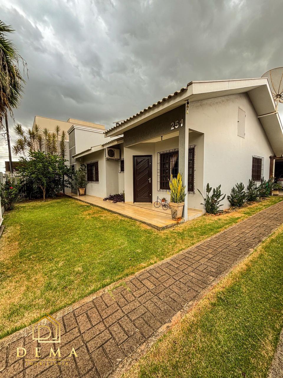 Casa, 2 quartos, 192 m² - Foto 1