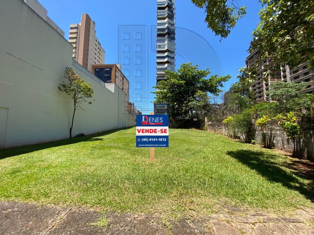 Terreno de 450m   15x30  à venda, Centro, FOZ DO IGUACU - PR
