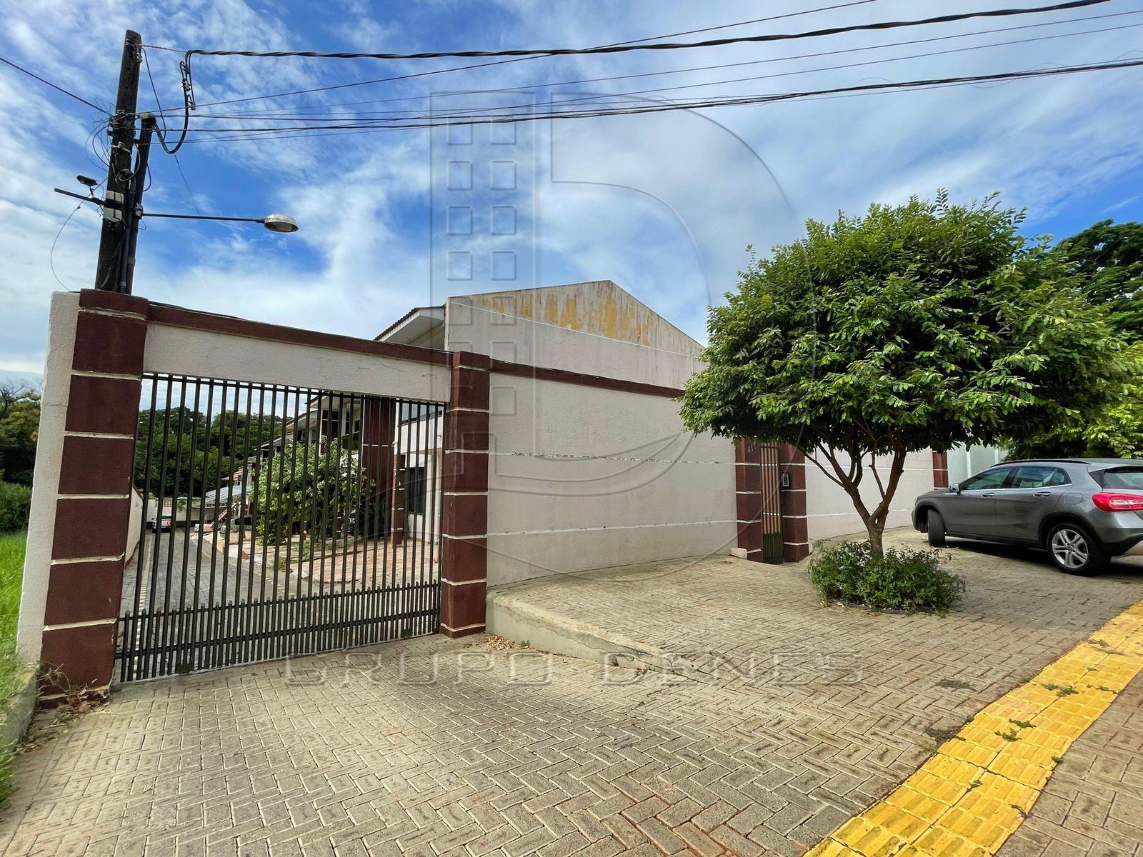 Sobrado com 3 dormitórios à venda, Vila Adriana, FOZ DO IGUACU - PR