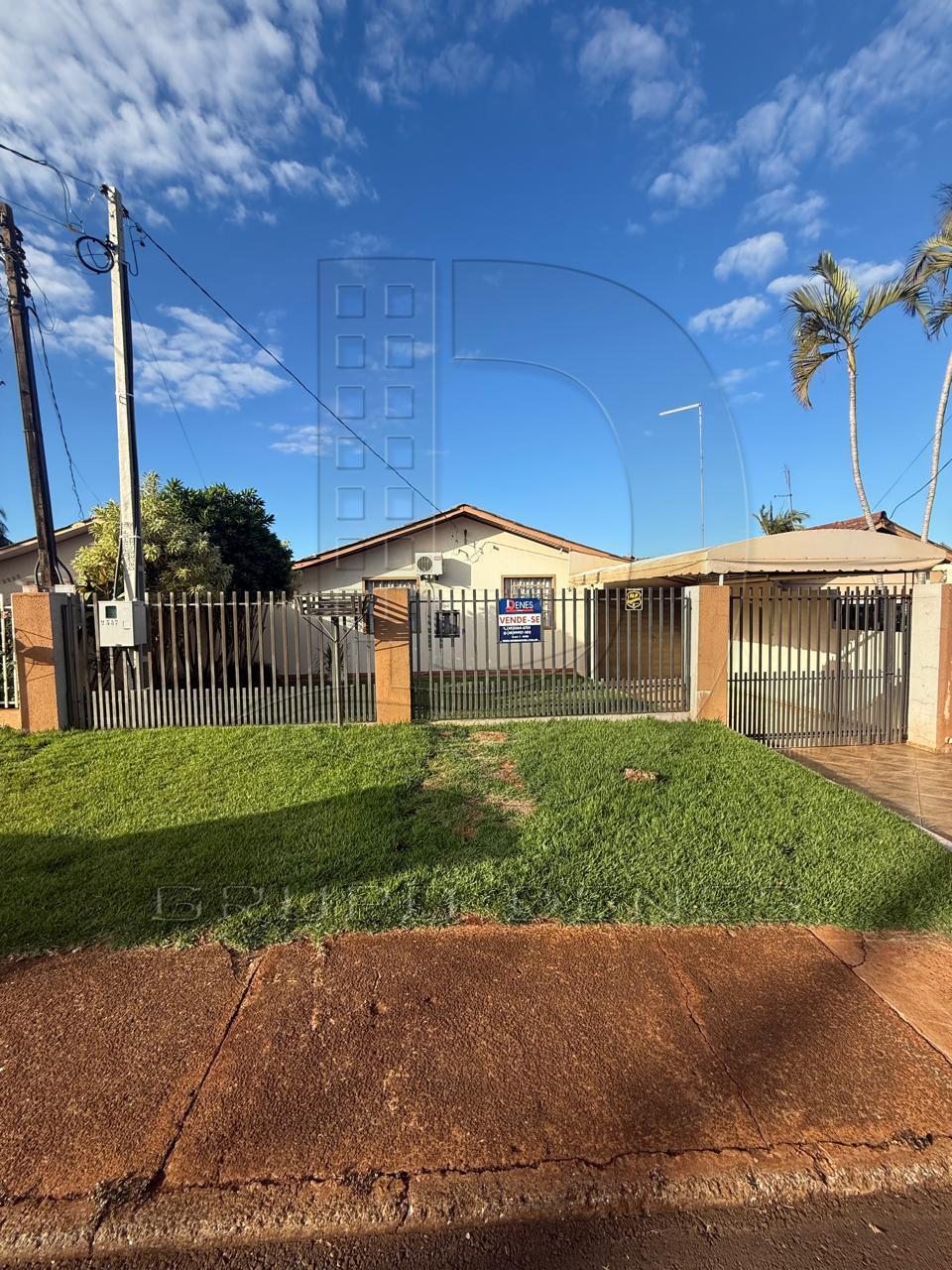 Casa com 3 dormitórios à venda, MEDIANEIRA - PR