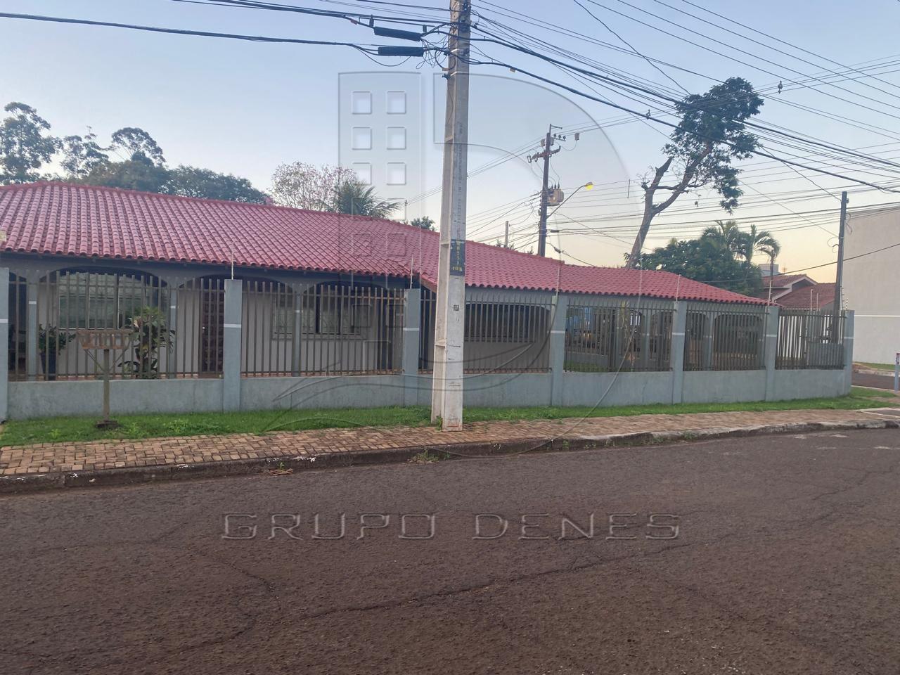 Casa de esquina à venda, Jardim Itamaraty, FOZ DO IGUACU - PR