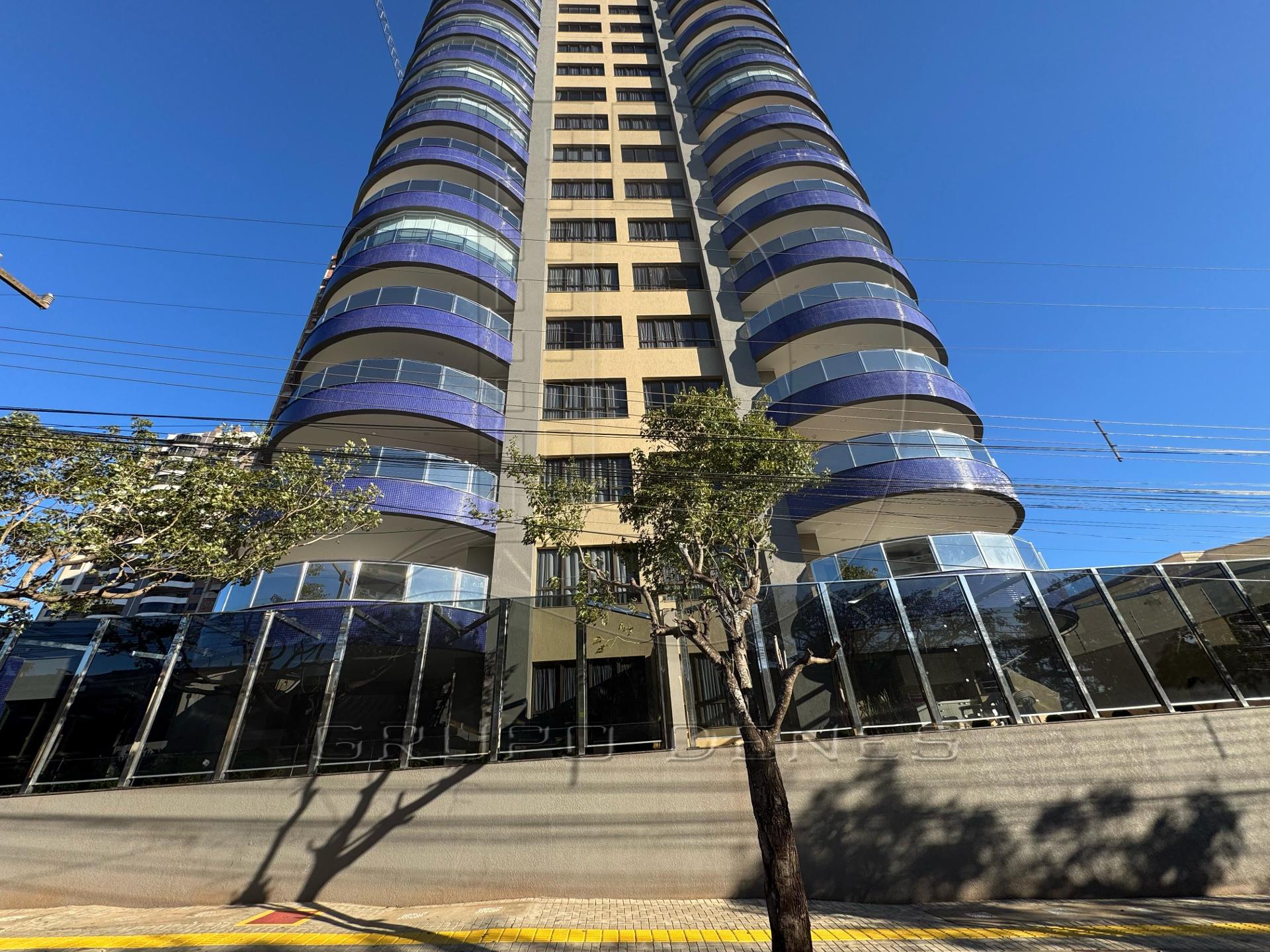 Apartamento com 4 dormitórios à venda no Cond. Resid Globo, FOZ DO IGUACU - PR