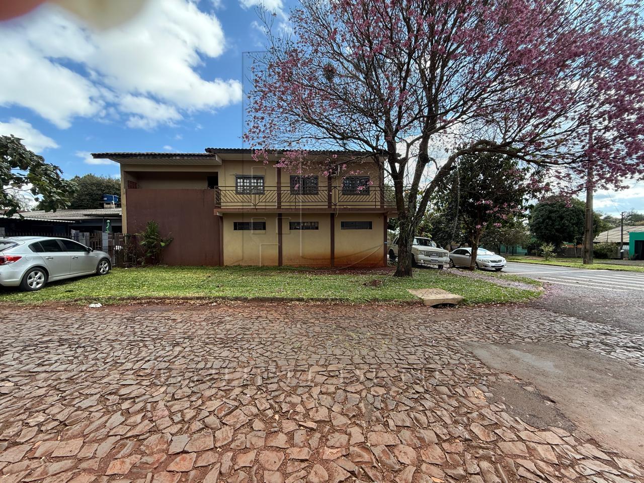 Sobrado à venda, Bairro Nazaré, MEDIANEIRA - PR