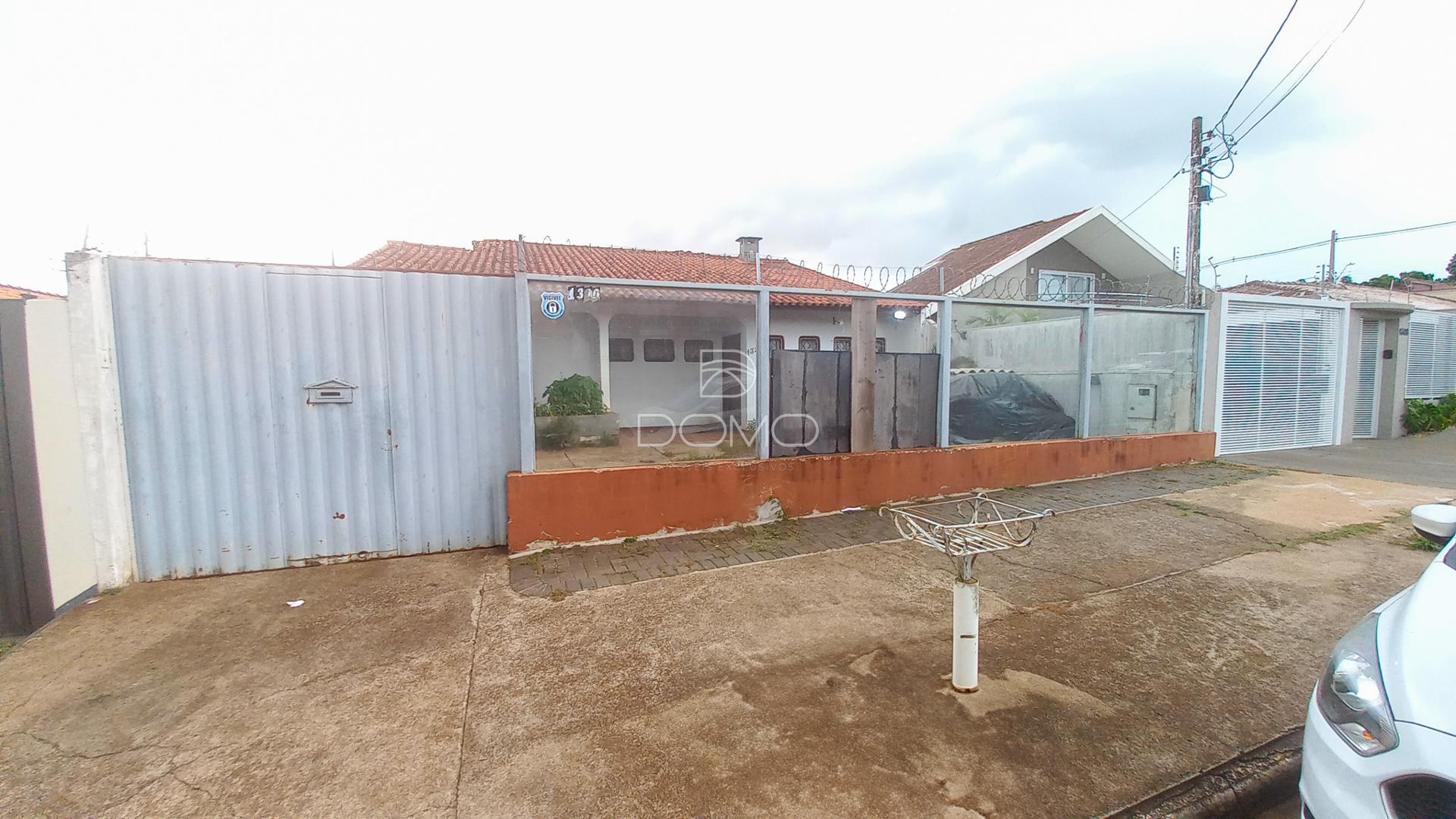 Terreno Comercial Residêncial de 450m  a Venda próximo ao centro.