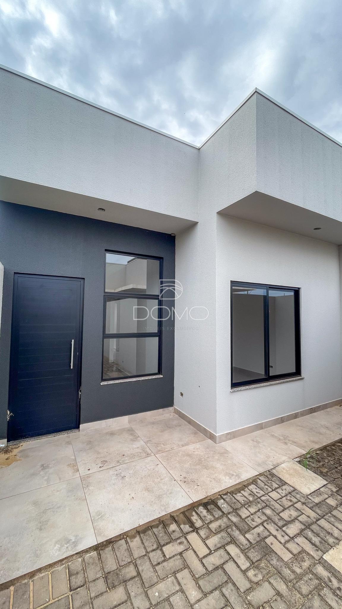 Casa de 1 Suíte   2 Quartos à venda próximo da Univel, Esmeral...
