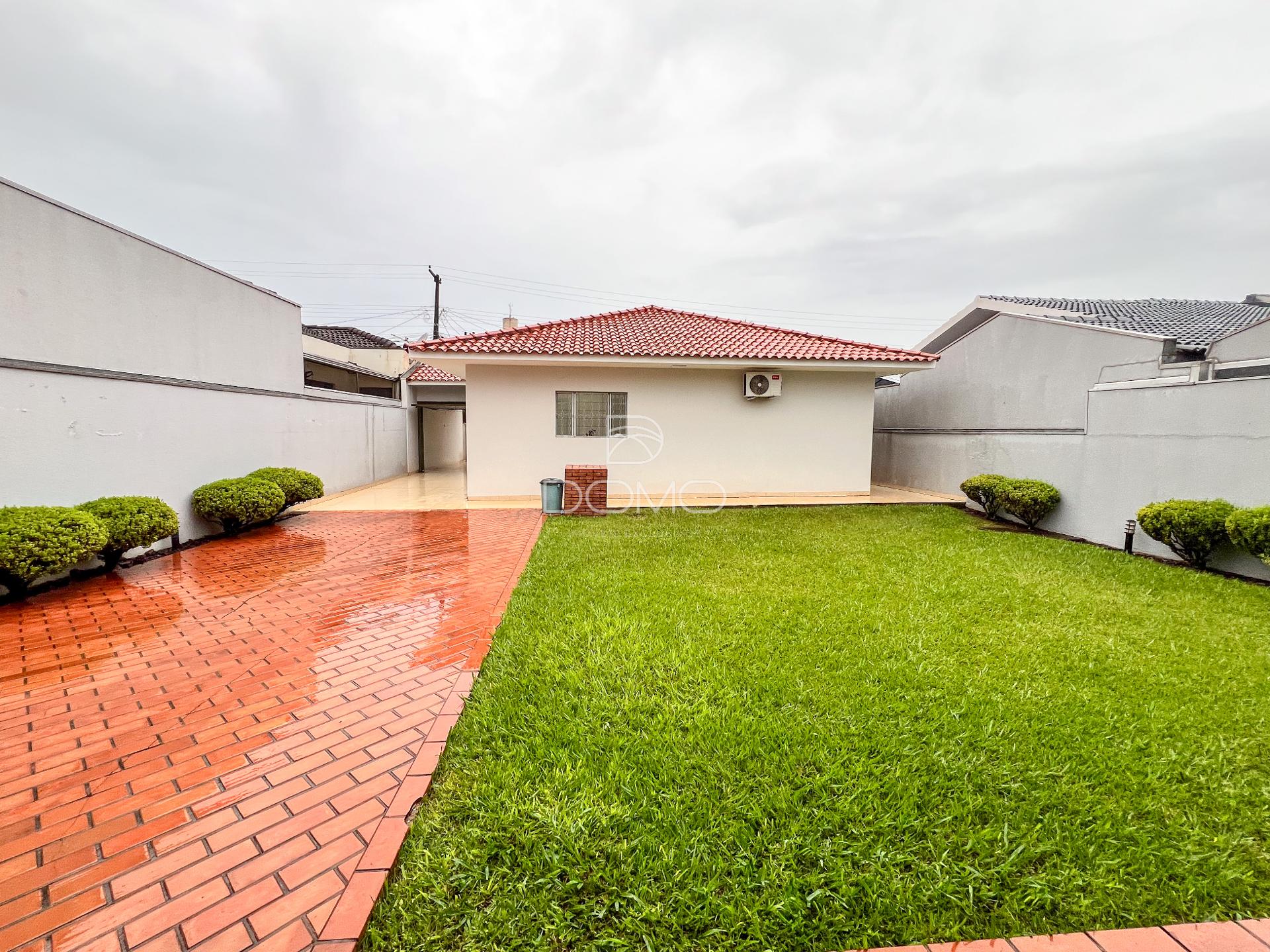 Casa com 3 Dormitórios no Condomínio São Carlos, Parque Verde,...