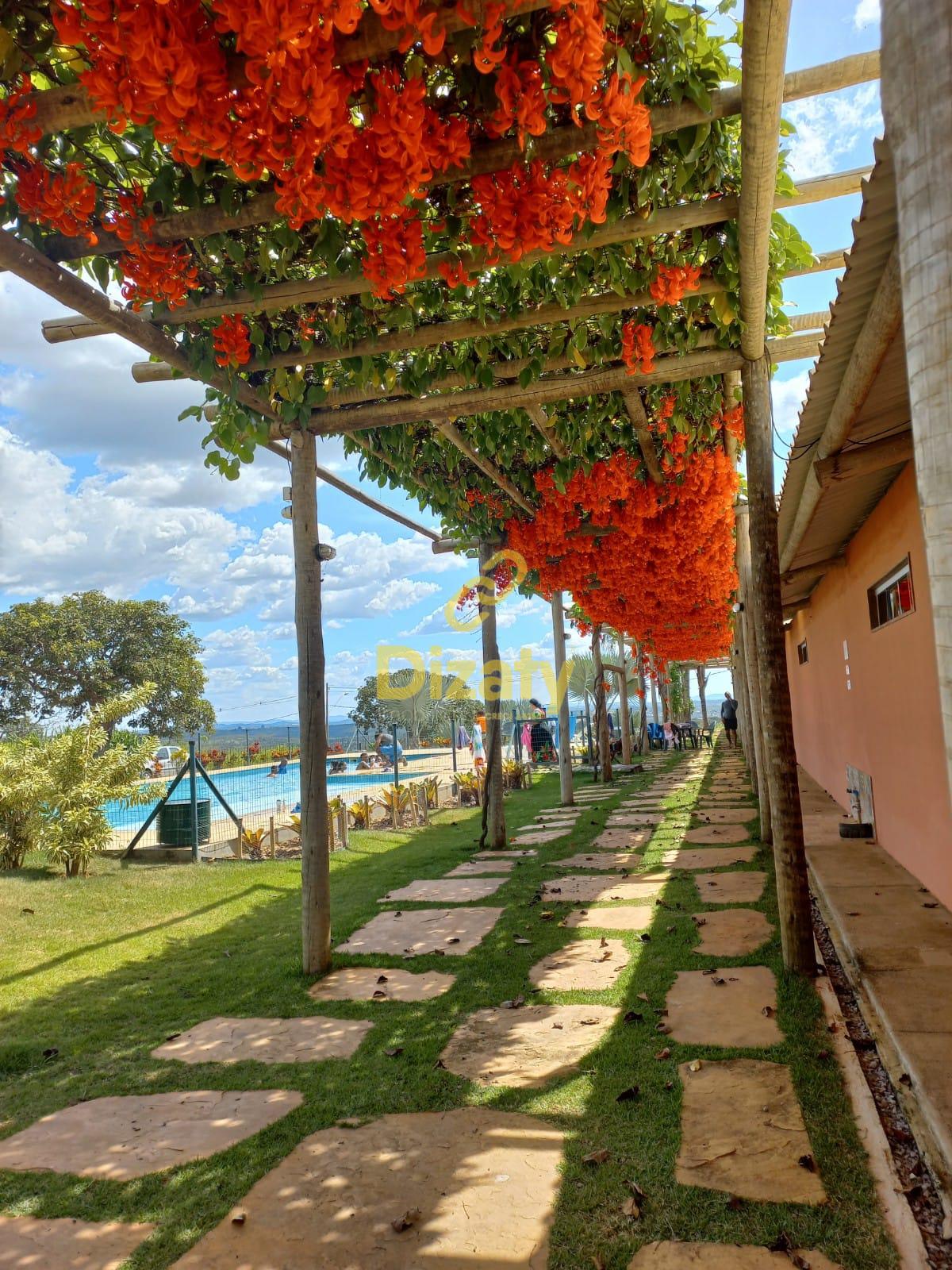 CASA EM TIJOLO ECOLÓGICO, EM CONDOMÍNIO FECHADO, RETIRO DA MAT...