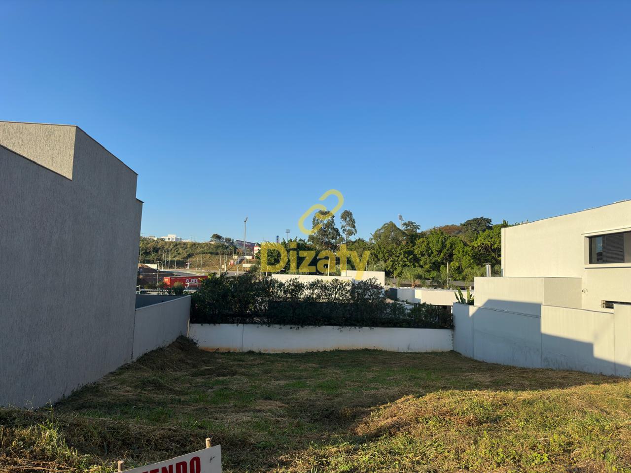 Lote  venda no Residencial Da Vinci com tima localizao.
