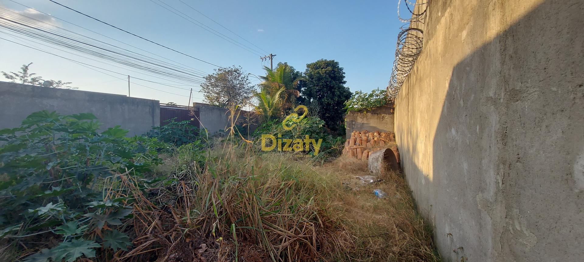 LOTE  VENDA NO BAIRRO BOA VISTA DE 360m  EM REGIO PRIVILEGIADA