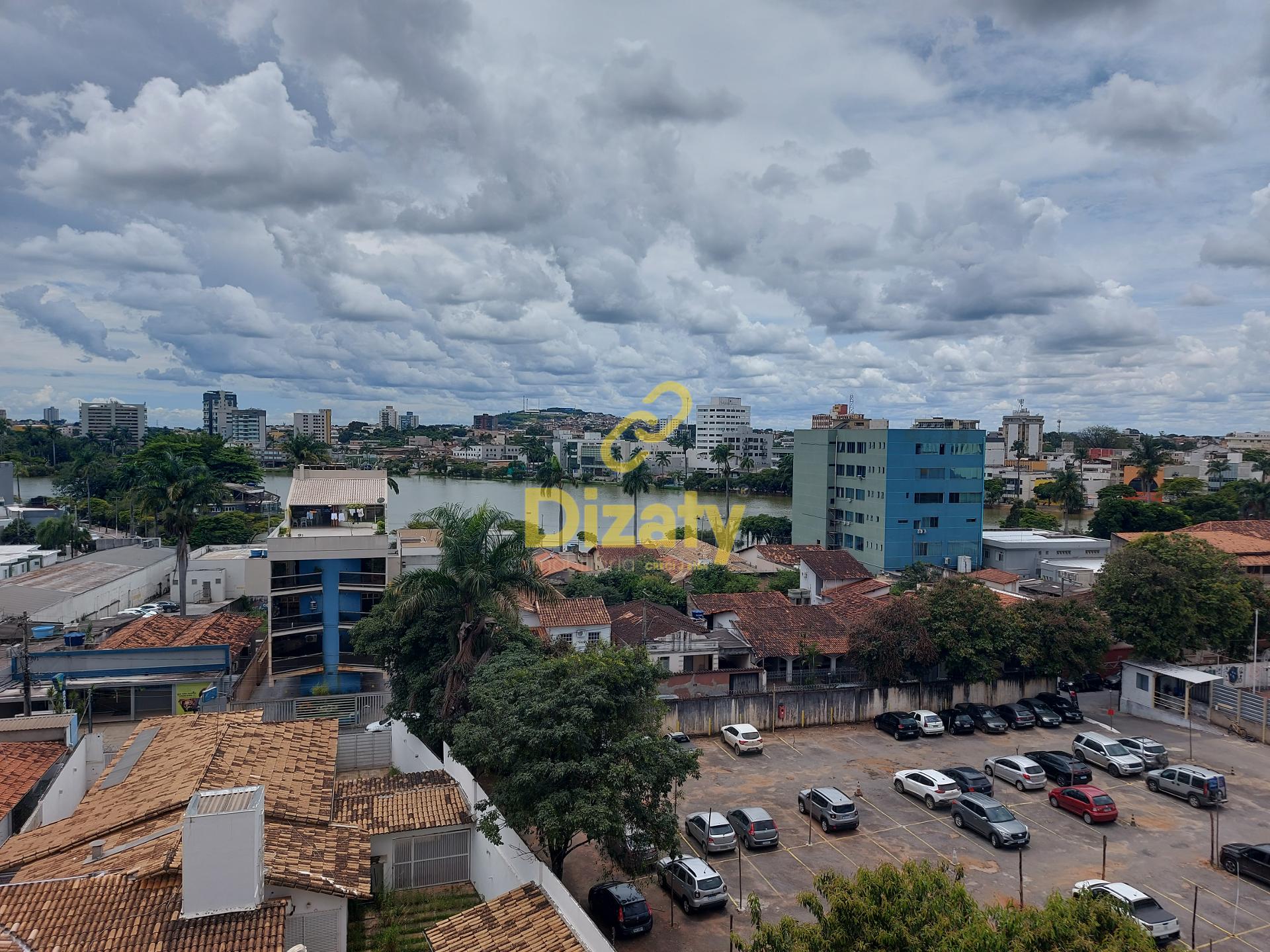 APARTAMENTO MOBILIADO A VENDA NO CENTRO COM VISTA PARA LAGOA PAULINO