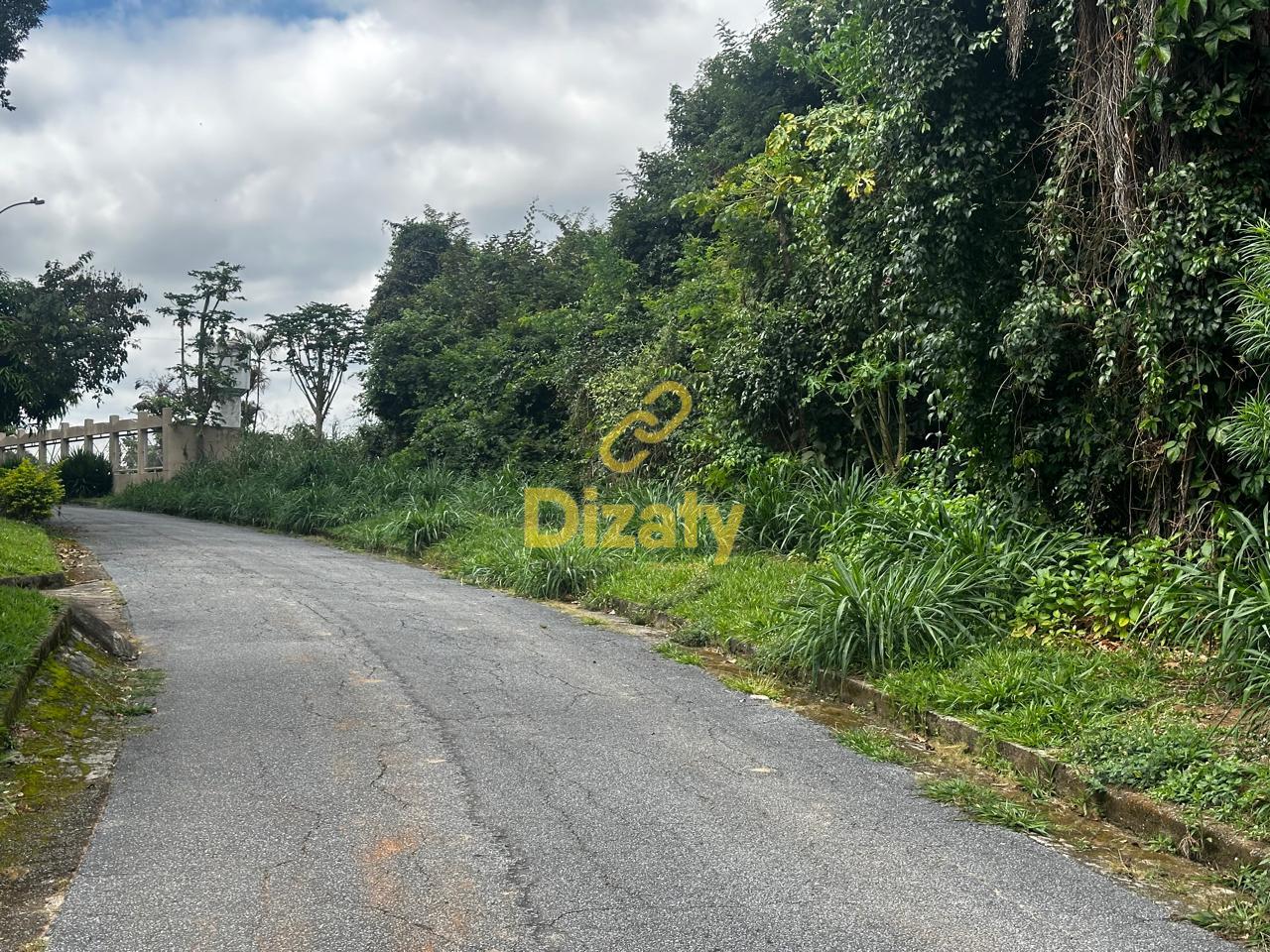 LOTE  VENDA JUNTO OU SEPARADOS NO CONDOMNIO NOSSA FAZENDA - ESMERALDAS MG