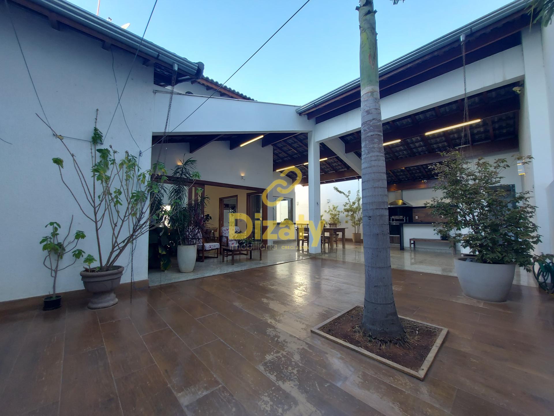 CASA A VENDA NO BAIRRO BOA VISTA  COM 2 SUTES - SETE LAGOAS MG