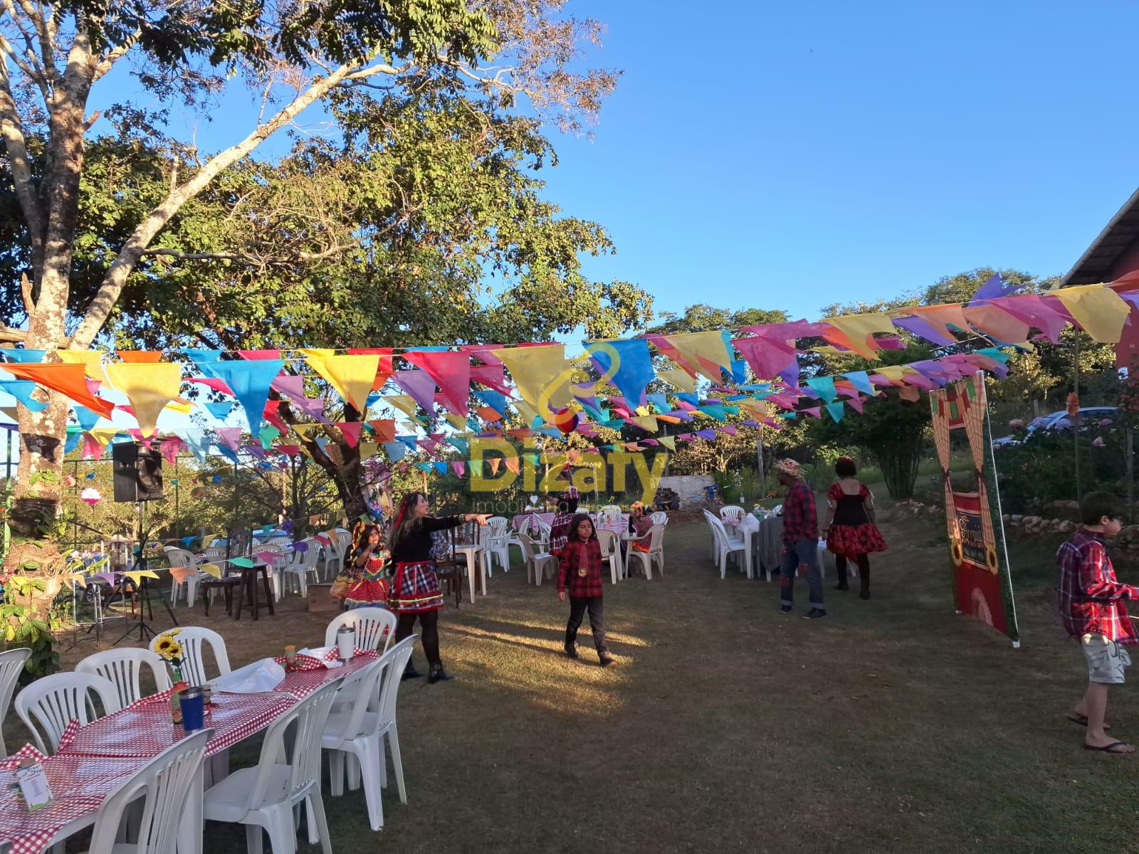 SITIO A VENDA NO CONDOMÍNIO ÁGUAS NASCENTES, ESMERALDAS - MG