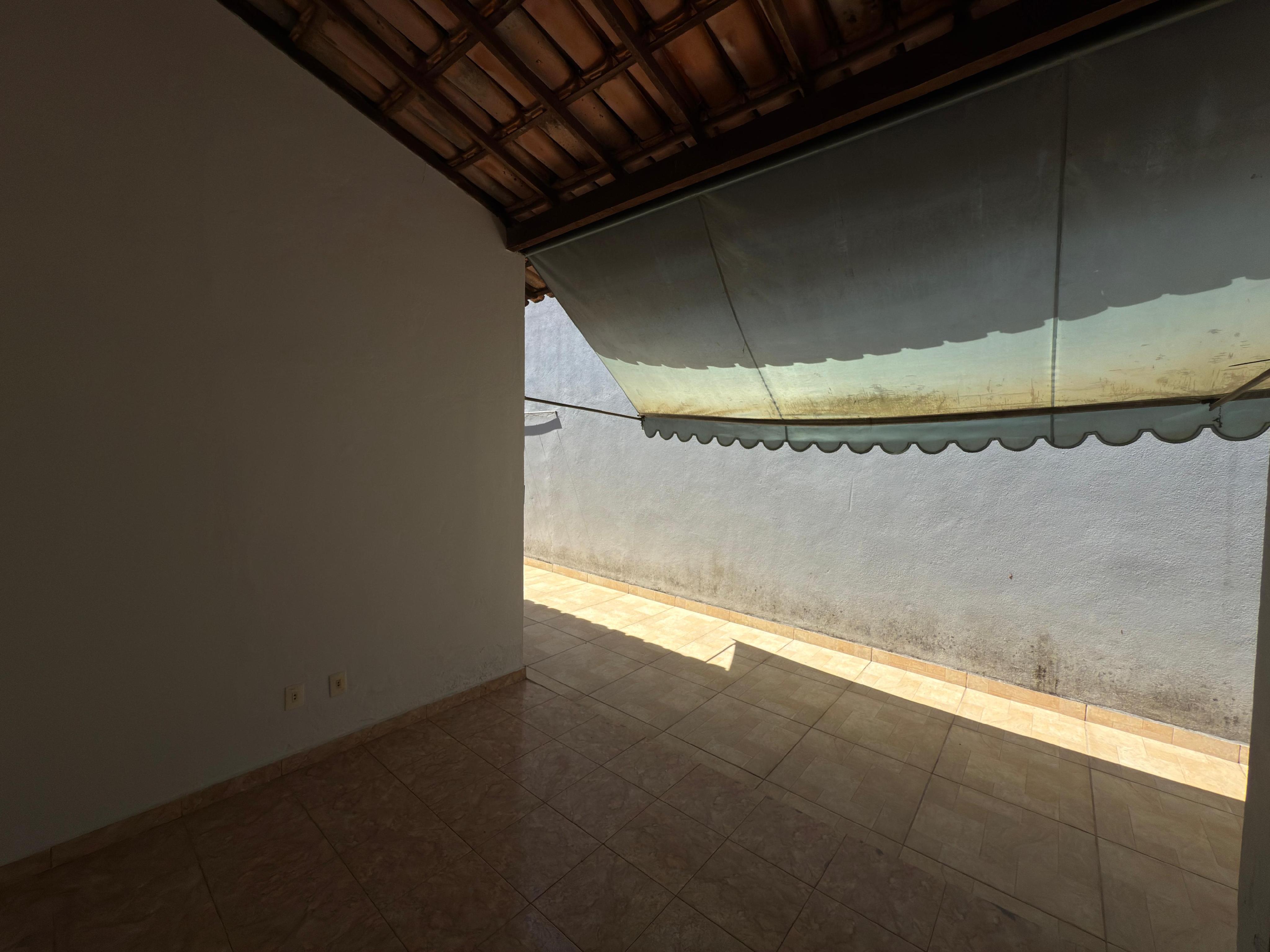 Casa para alugar com 3 quartos, 360m² - Foto 9