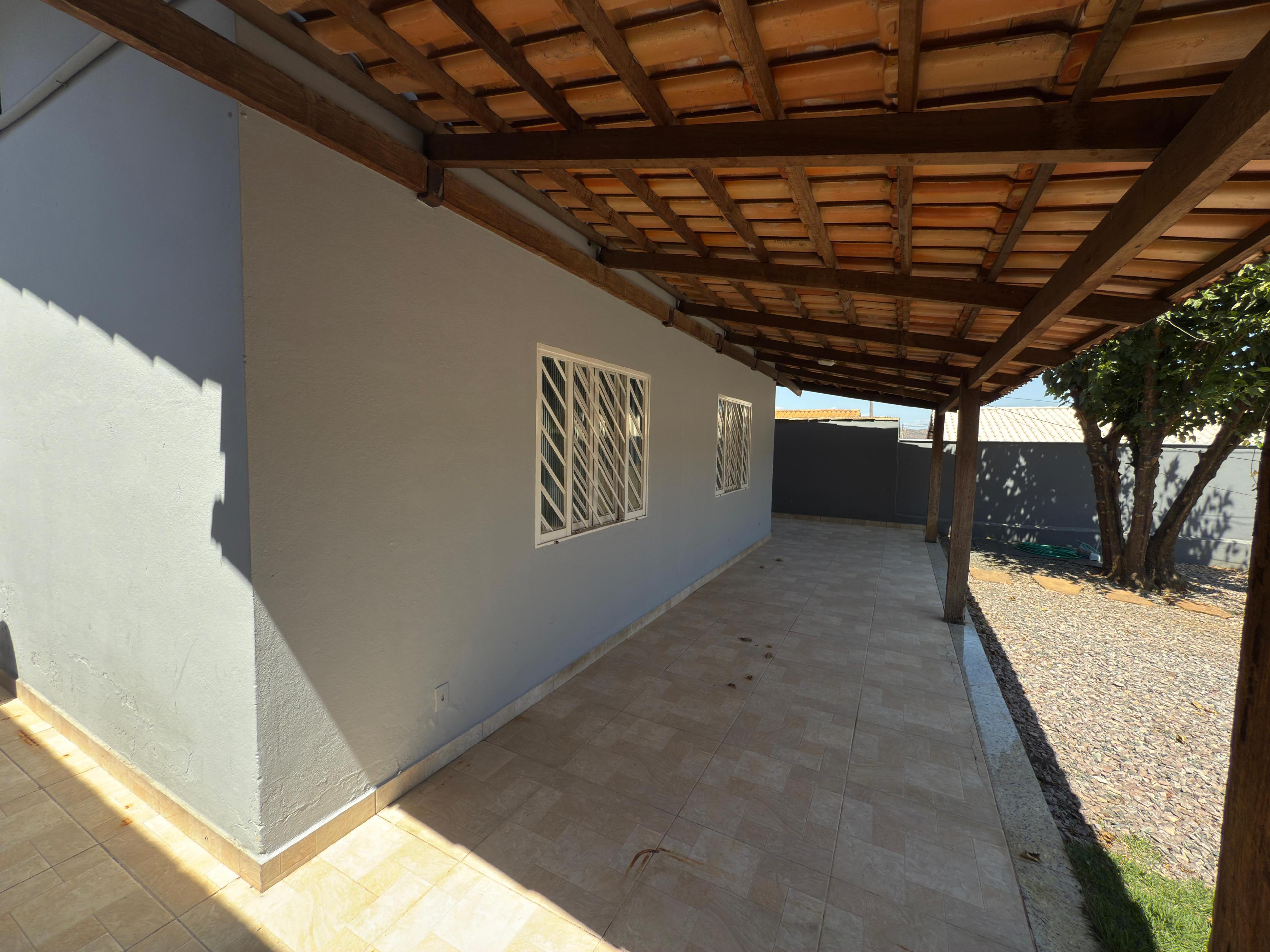 Casa para alugar com 3 quartos, 360m² - Foto 2
