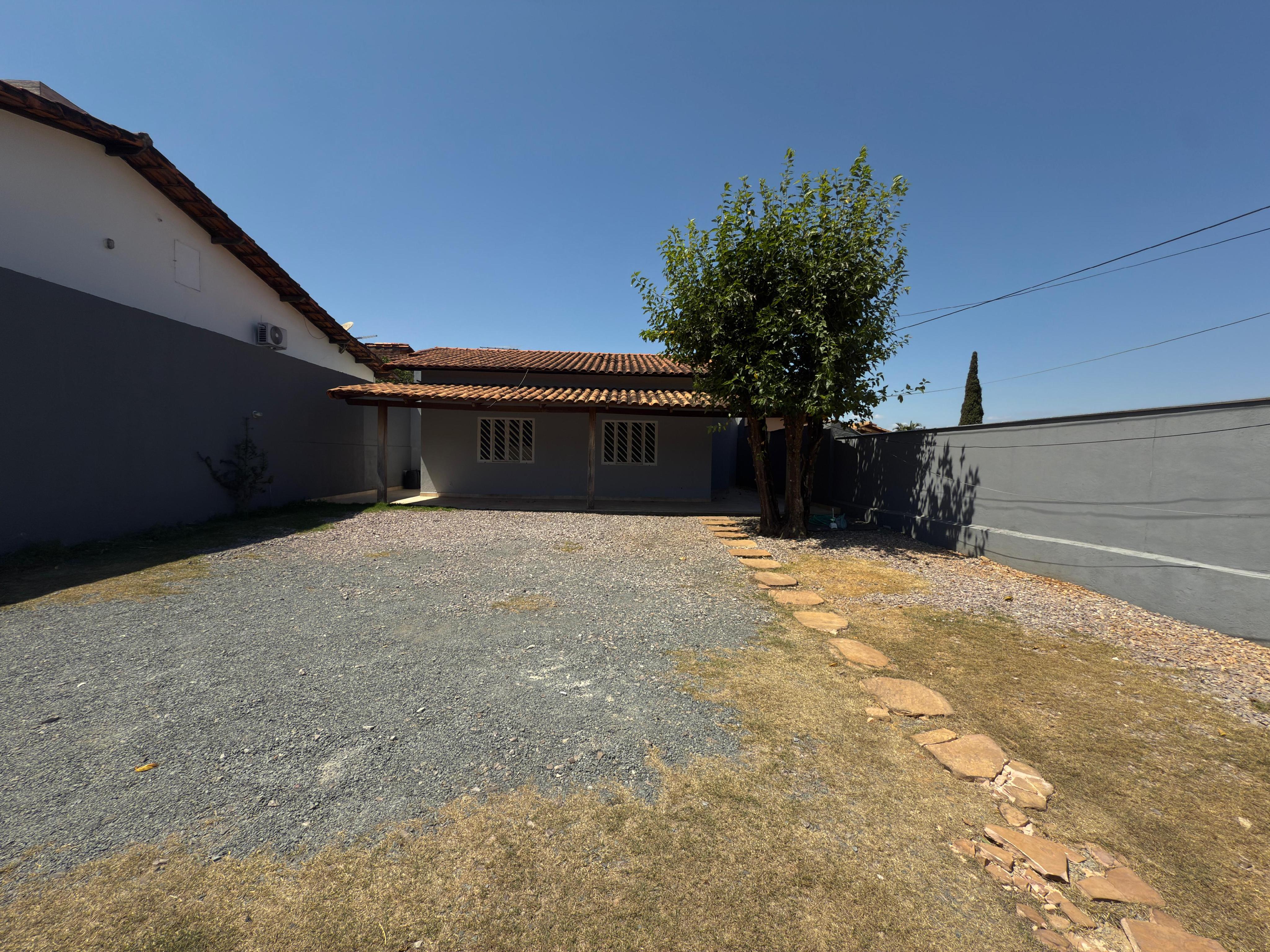 Casa para alugar com 3 quartos, 360m² - Foto 25