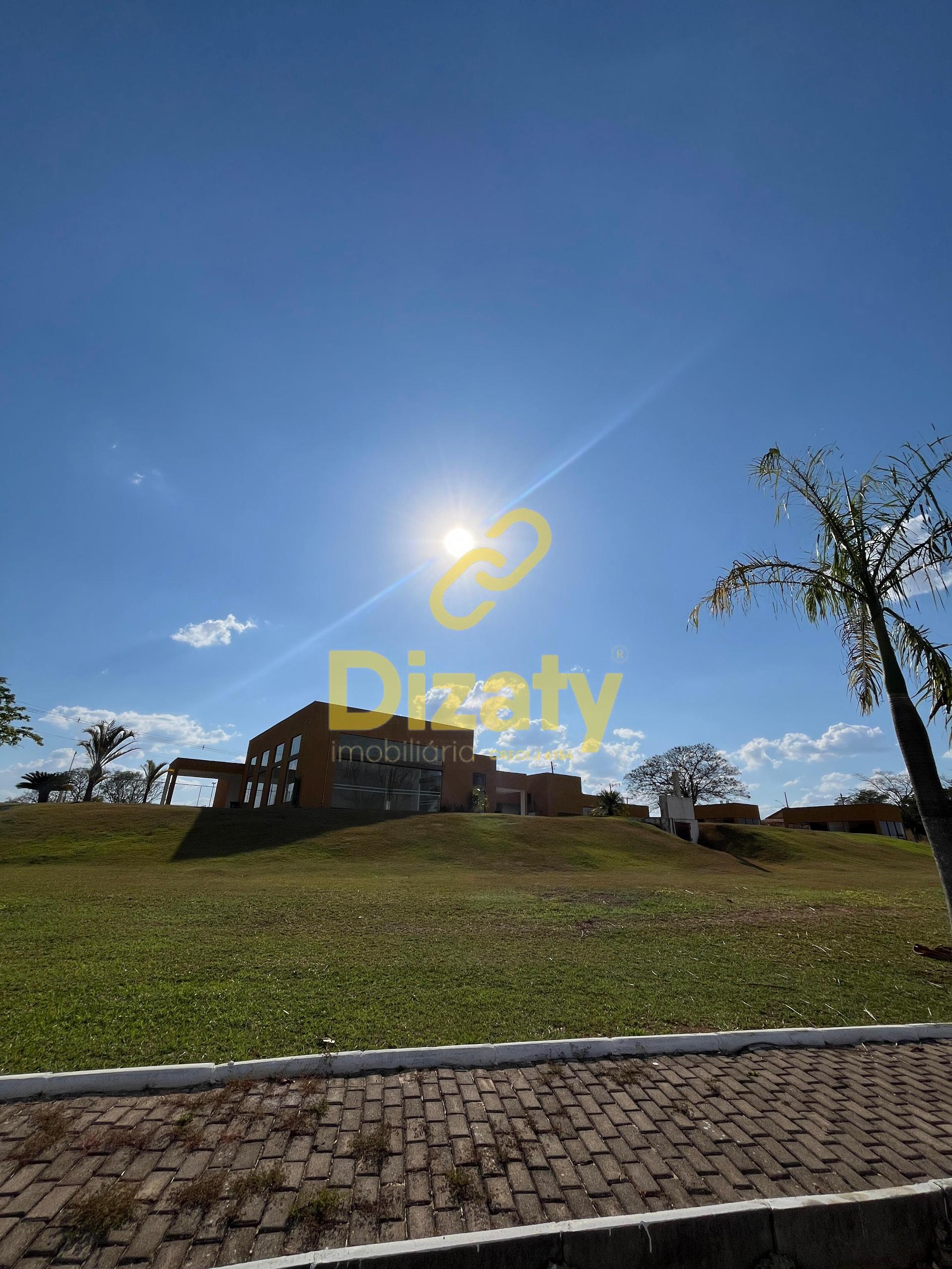 LOTE A VENDA NO CONDOMÍNIO PACU - 1.000M  -