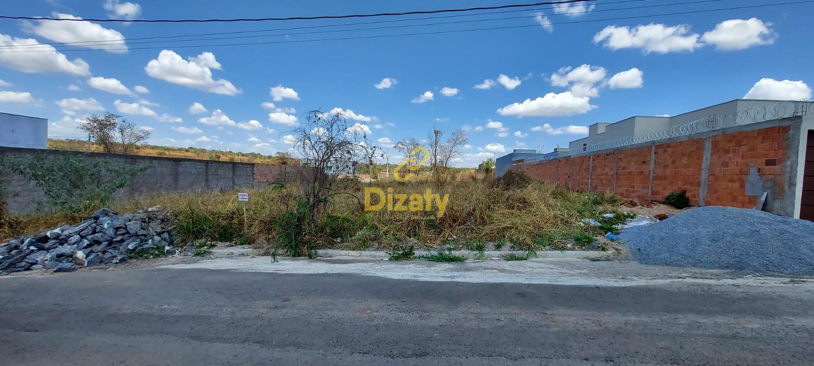 LOTE A VENDA NO BAIRRO BELA VISTA EM CURVELO MG DE 360M