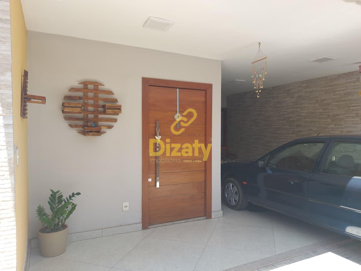 CASA COLONIAL A VENDA NO BAIRRO MORRO DO CLARO - SETE LAGOAS MG