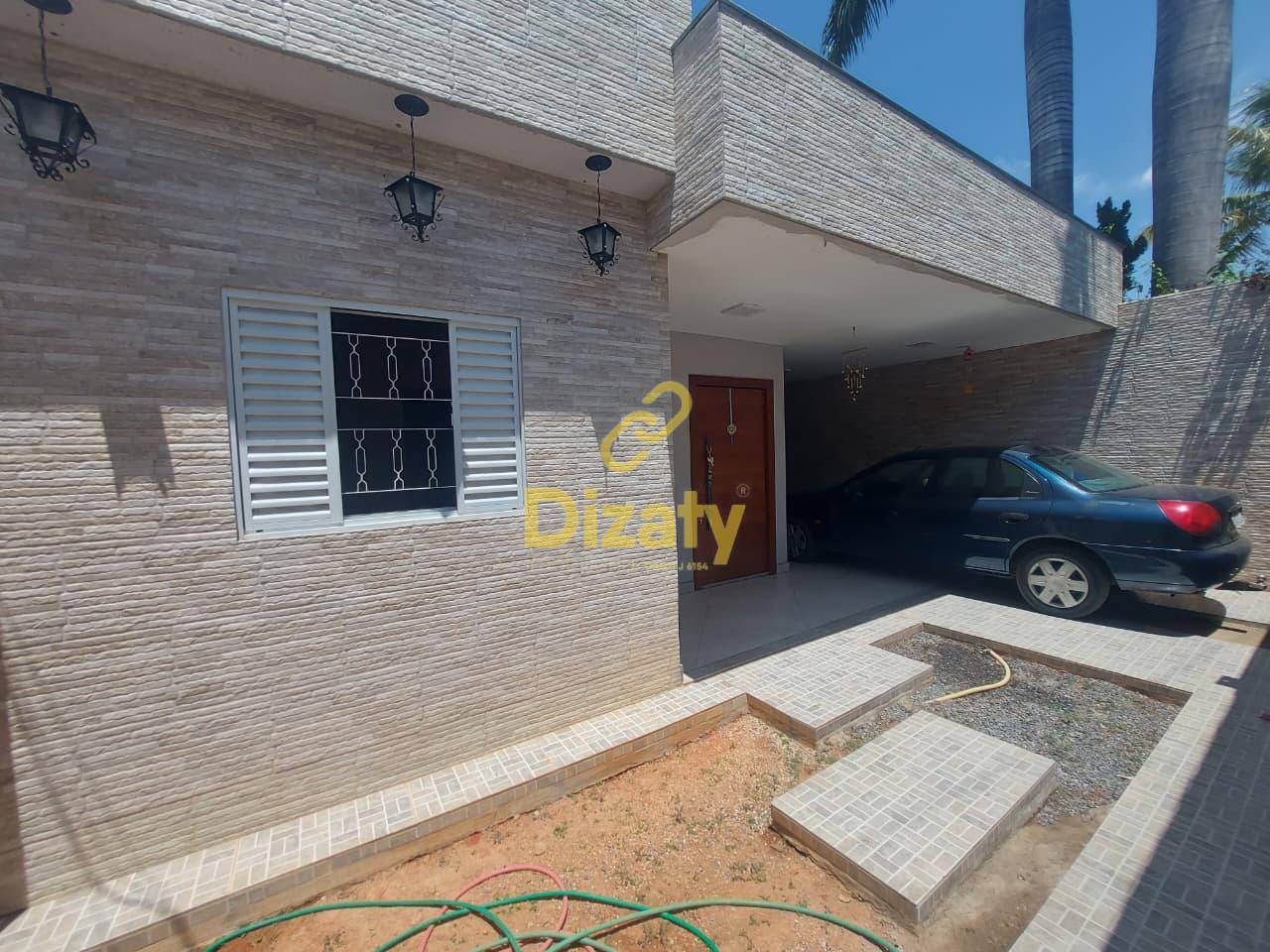 CASA COLONIAL A VENDA NO BAIRRO MORRO DO CLARO - SETE LAGOAS MG