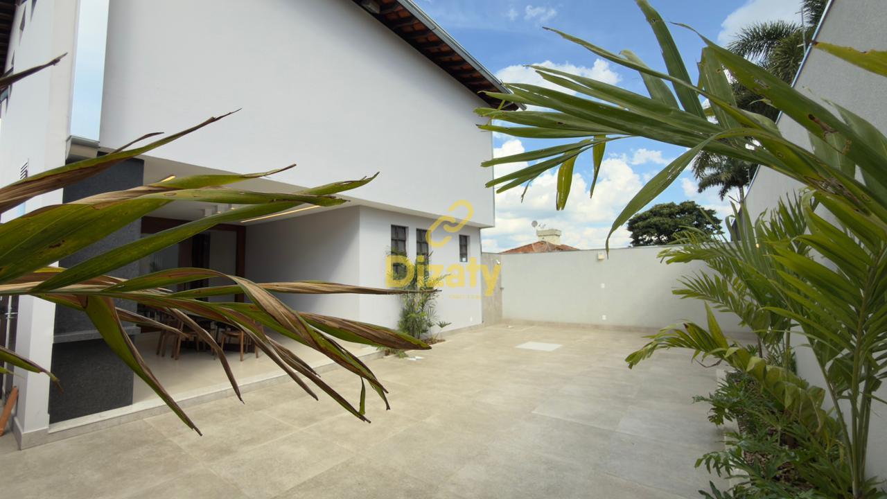 Casa, 4 quartos, 360 m² - Foto 33