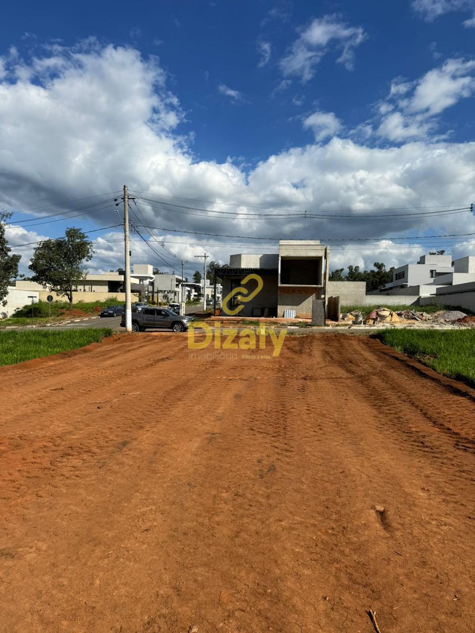 LOTE A VENDA NO CONDOMÍNIO RESIDENCIAL VEREDAS, SETE LAGOAS - MG