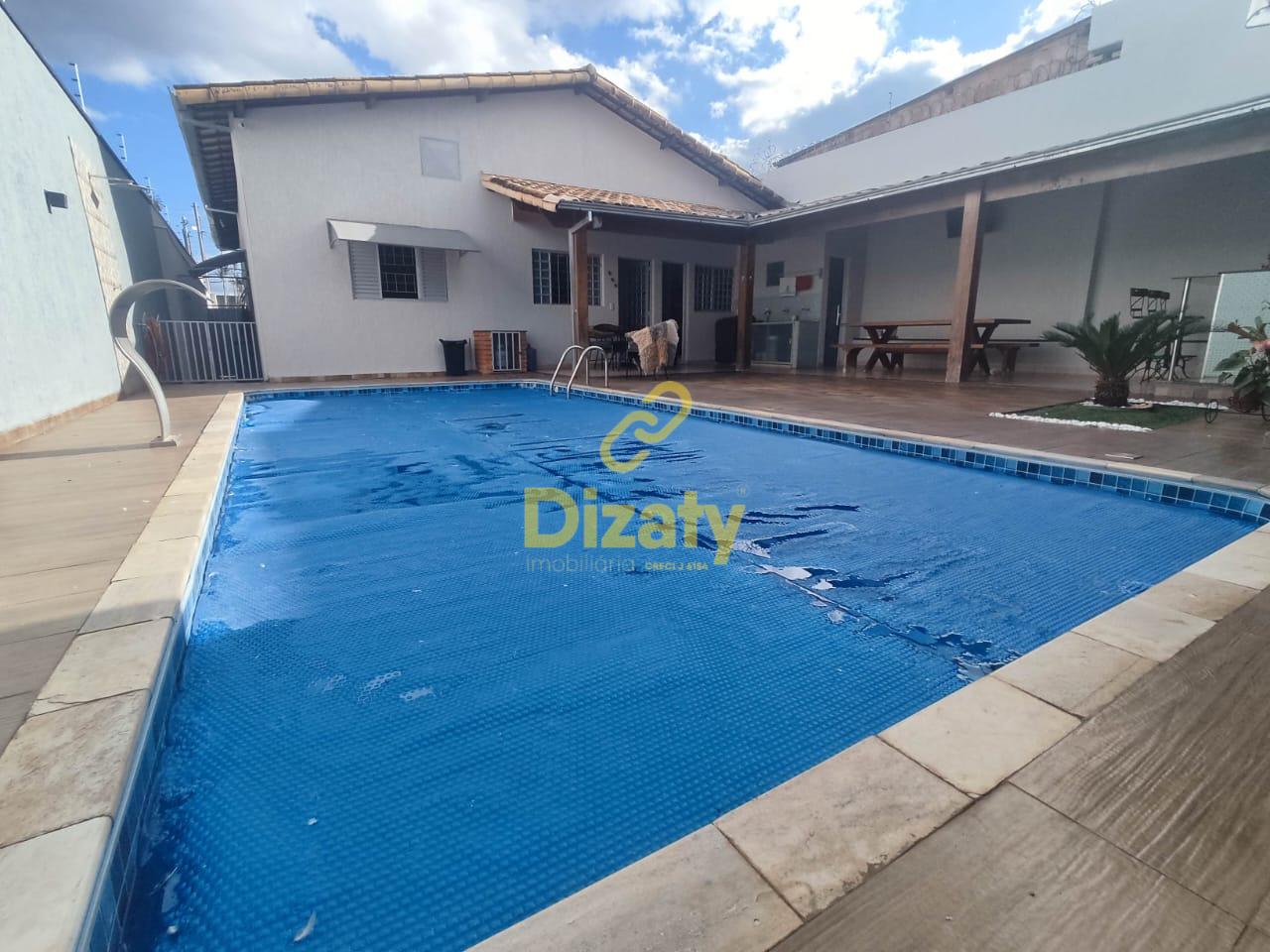 CASA A VENDA NO BAIRRO JARDIM ARIZONA COM 4 SUÍTES - SETE LAGO...