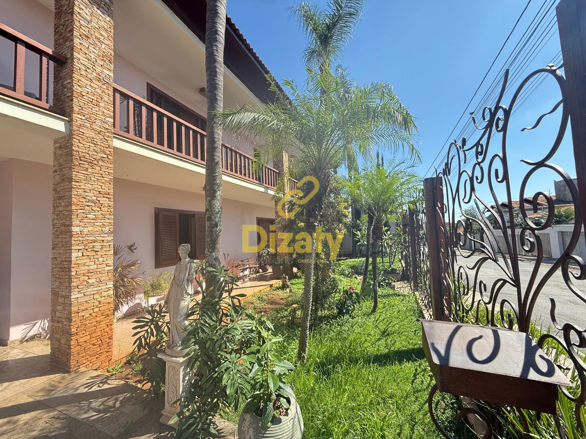 CASA A VENDA NO BAIRRO MANGABEIRAS COM 1080m  DE LOTE - SETE L...