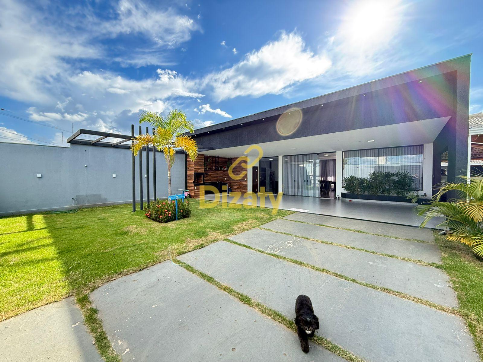 CASA A VENDA NO BAIRRO BOA ESPERANÇA COM 300m DE ÁREA CONSTRUIDA